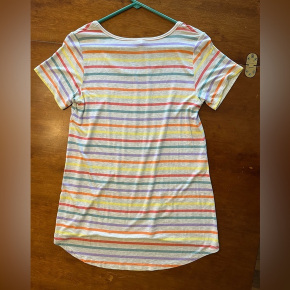 Lularoe shirt - Picture 2 of 3